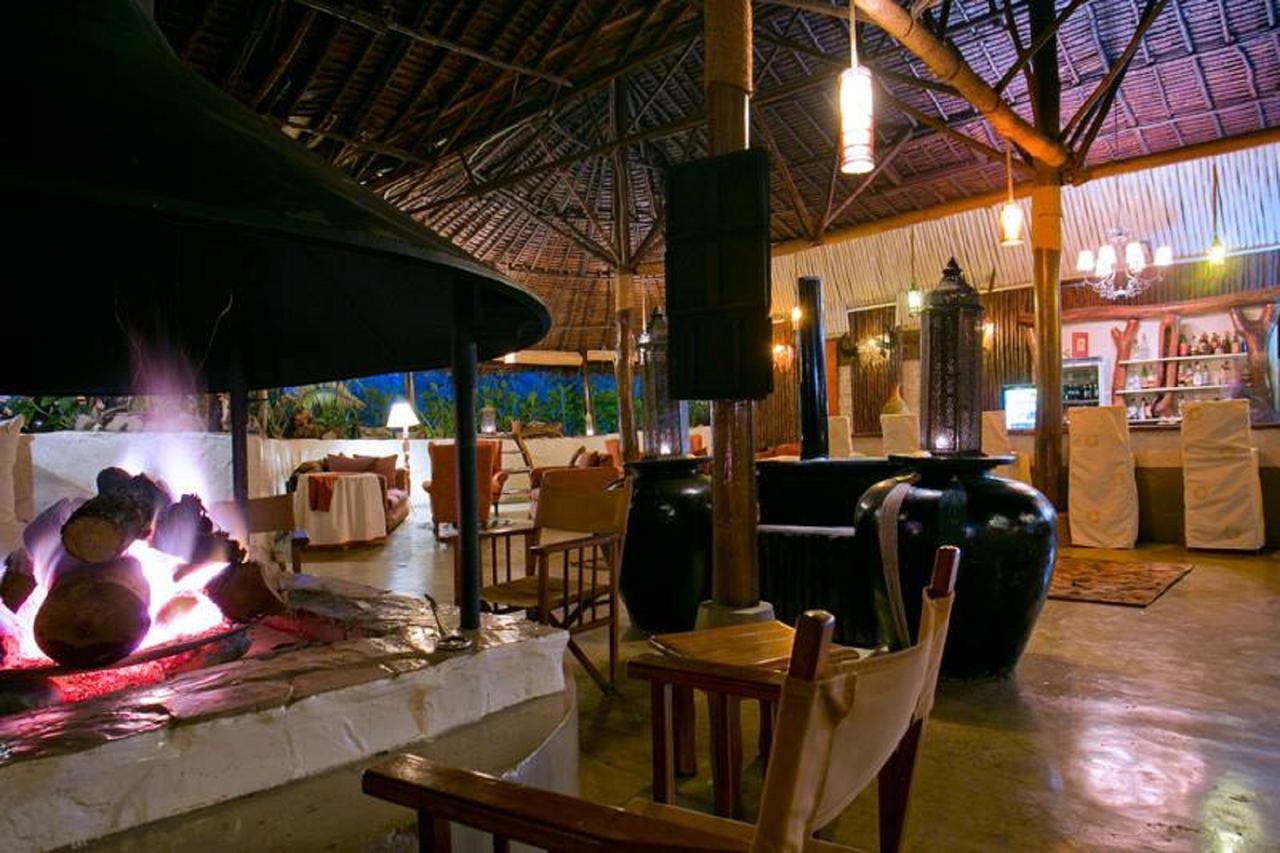 Mbweha Camp Lake Nakuru Elmenteita Exterior photo