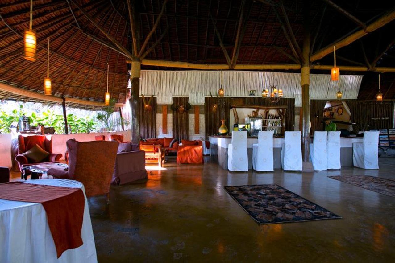 Mbweha Camp Lake Nakuru Elmenteita Exterior photo
